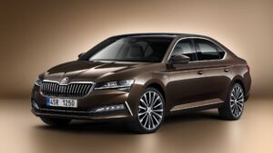 Подбираем аккумулятор для Skoda Superb
