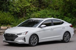Подбираем аккумулятор для Hyundai Elantra