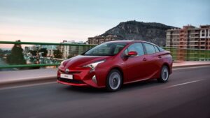Как подобрать аккумулятор для Toyota Prius