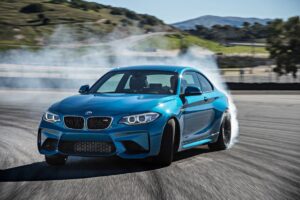 Как подобрать аккумулятор для BMW M2