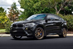 Подбираем аккумулятор для BMW X6 M